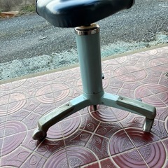 レトロ キャスター付きチェアの画像