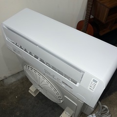 ⭐︎ほぼ新品/ハイセンス/エアコン本体/2.2kw/6畳〜8畳の画像