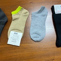 ショートソックス 6足セット 黒 グレー ベージュ 黄緑　ビジネスソックス１足の画像