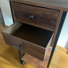 キャスター付　収納の画像