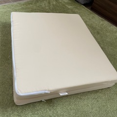 ベビー マット 敷布団 寝具 500円 もしくはお菓子と交換の画像