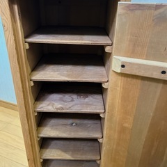 カントリー風　ナチュラルウッドの可愛い下駄箱の画像