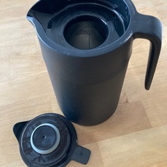 IKEA  魔法瓶　ブラックの画像