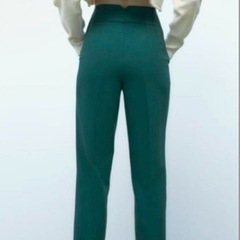 試着のみ ZARA ハイウエストパンツの画像