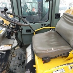 ヤンマー ホイールローダー V3-6！除雪・構内作業に！実働即使用可の画像