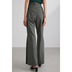 新品 stylemixer スタイルミキサー ボックスタックフレアパンツの画像