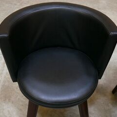 ≪zyt2639ジ限≫ [2脚セット] 回転ラウンジチェア ブラック　　　回転チェア/ダイニングチェア/ソファ/おしゃれ/中古家具/リユースストレージ仙台 071130-01の画像