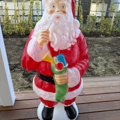 サンタクロース　イルミネーション　クリスマスの画像
