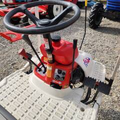 (香川) Pe-1 ヤンマー 田植機 ◎4条植え◎リコイルスタート◎クランク式◎美品の画像