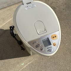 電気ポットの画像