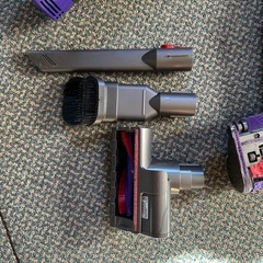 ダイソン Dyson V10 スタンド付き　動作確認済みです。の画像