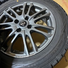 175/65r15 スタッドレスタイヤダンロップとアルミホイール4本セットの画像