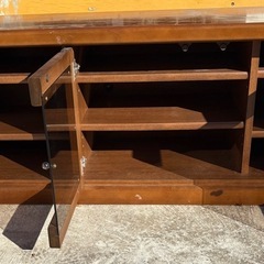 テレビ台の画像