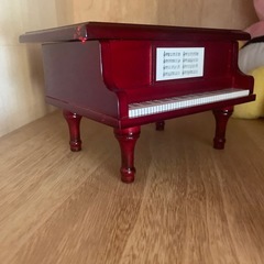 ピアノオルゴールの画像