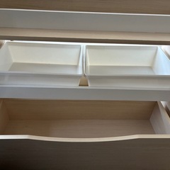 子ども用 絵本ラック／本棚の画像