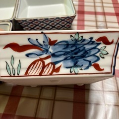 説明読んでください　四角いお皿四セットの画像