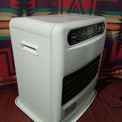 予約者決定！２０２３年製 コロナ 灯油ファンヒーター 12畳 保証期間内 灯油タンク＆取説付の画像