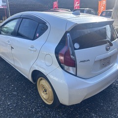 アクア 平成28年式 75000KM 事故車の画像