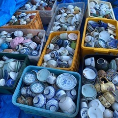 大量食器お皿セット物回収します無料処分の画像