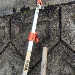 (取引中) 農具(くわ、高枝はさみ他)の画像