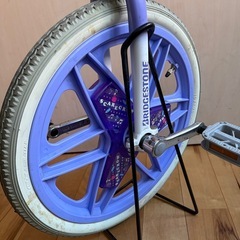 ブリヂストン　 一輪車　18インチ スケアクロウ  ラベンダーの画像