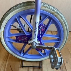 ブリヂストン　 一輪車　18インチ スケアクロウ  ラベンダーの画像