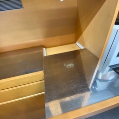 ナチュラルウッド食器棚 ガラス扉付き　矢木工作所の画像