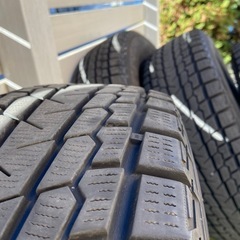 スタッドレス　215/70r16 アイスガード　4本の画像