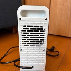 仮取引中🙇‍♀️小型のPTCセラミック電気ファンヒーター（900W） ⭐︎ 「足元用」「脱衣所に」^_^の画像
