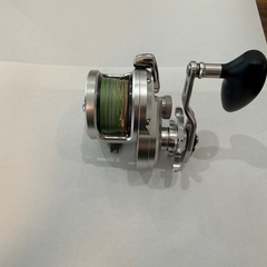 シマノ オシアジガー 2001NR HG 左巻き
の画像