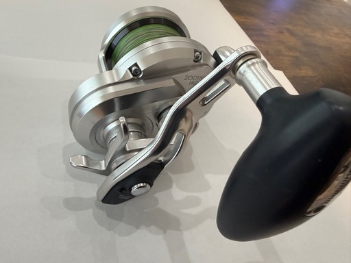 シマノ オシアジガー 2001NR HG 左巻き (A) 霧島のその他の中古