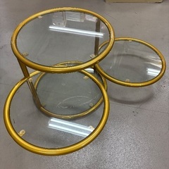 ガラスデザインテーブルの画像