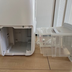 除湿機 シャープ SHARP コンパクト CV-RH140-W ホワイト系 ハイブリッド式の画像