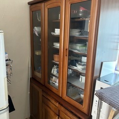 食器棚の画像