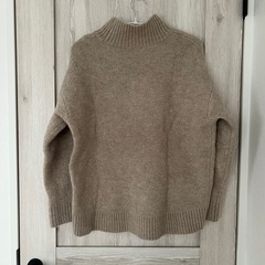 グローバルワーク　マシュマロタッチハイネックプルオーバー グレイッシュブラウンの画像