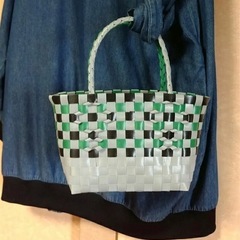 プラカゴバッグ ハンサムカラーの画像