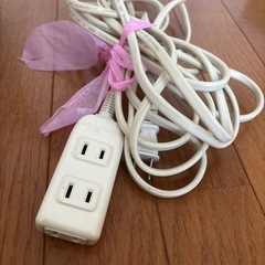 至急‼️延長コードなどまとめて　の画像