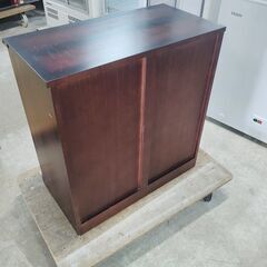 民芸調階段箪笥『中古、扉一枚ガラス無し』の画像