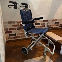 介助用車椅子　のっぴー　折りたたみ　コンパクト　マキテック　ノーパンク　専用袋
の画像