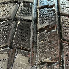 差し上げます　０円　　スタッドレスタイヤ　215/55R17 　 4本の画像