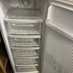 MITSUBISHI MF-U14A 冷凍庫　の画像