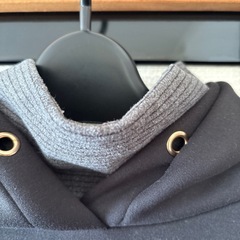 首元、手首暖かいロングワンピの画像