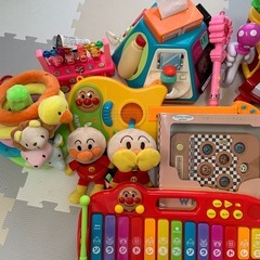 おもちゃまとめ売りの画像