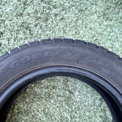 グッドイヤー スタッドレスタイヤ 155/65R14の画像
