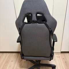 ゲーミングチェアの画像