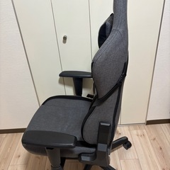 ゲーミングチェアの画像