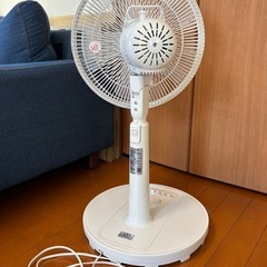 仮取引中🙇‍♀️ニトリ/30センチACタイプ　リビング扇風機🌪️⭐︎「今年購入」「使用4ヶ月」「箱あり」の画像