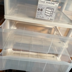 クローゼット収納　クリーム色　三段　中古の画像