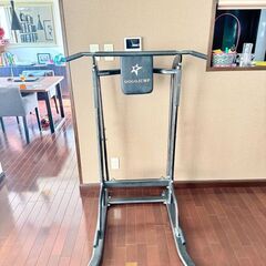 懸垂・チンニングマシン　1500円の画像