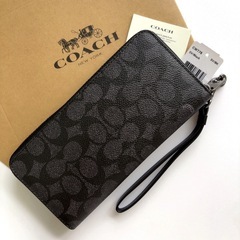 yuukiさま　COACH ブラック•ホワイト 長財布　2個セットの画像